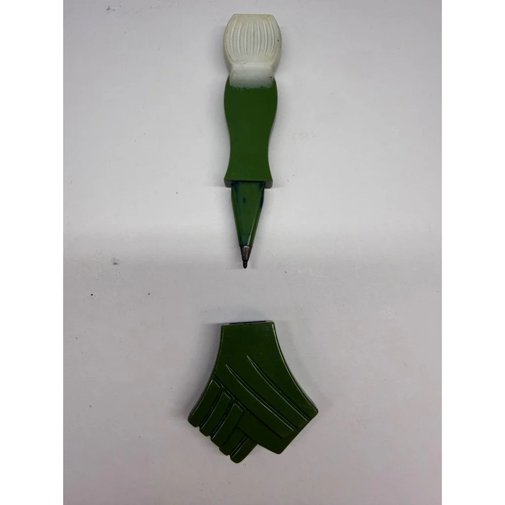 Vintage Avon Garden Fresh Magnet Pen Leek Vegetable Fridge Refrigerator